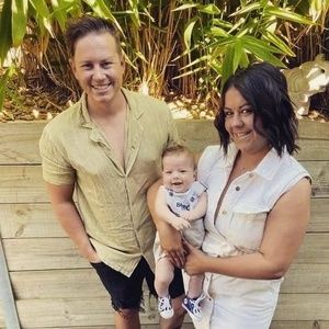 Meet your Posher, Ella